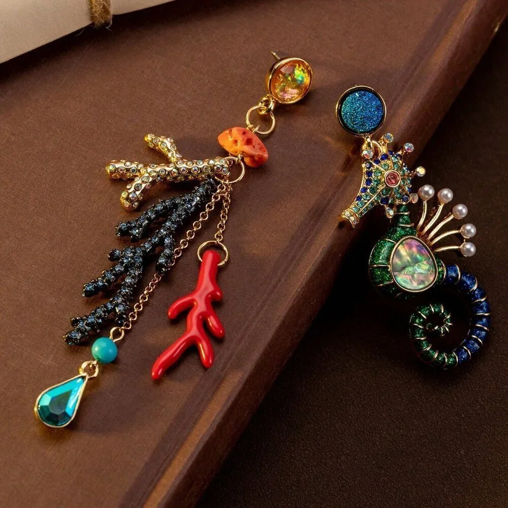 Color Casual Women's Ocean Style Earrings And Necklace Set